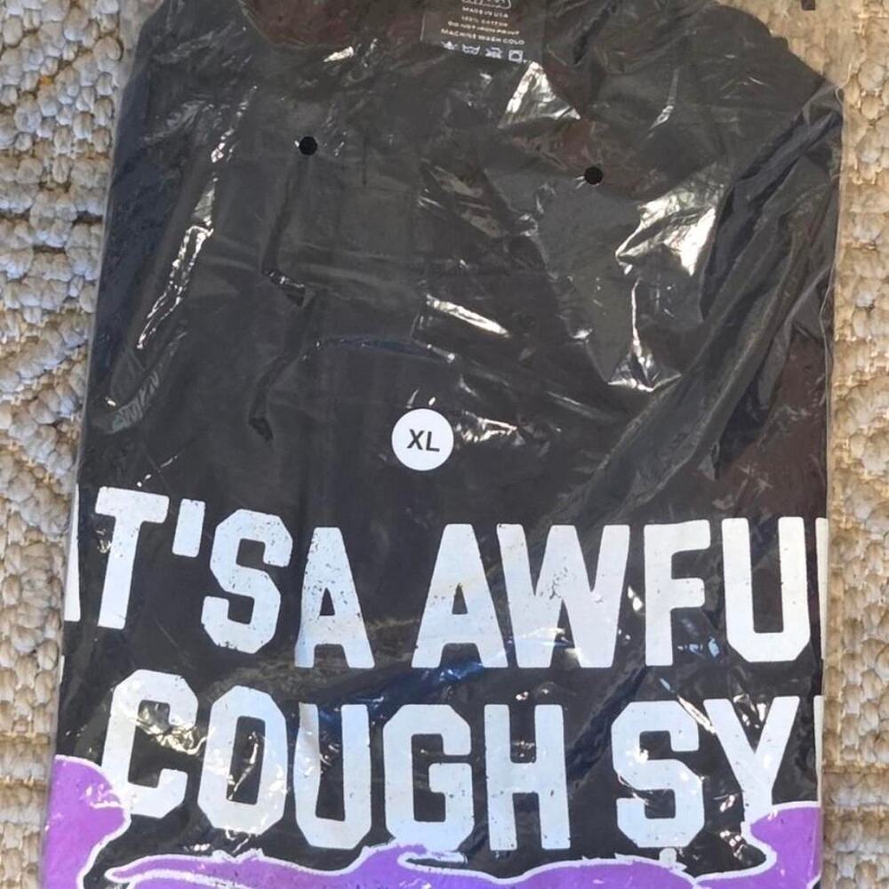 Lost Hills “It’s a Awful Cough Syrup” Tee XL NWT